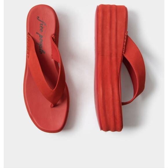 NEW Free People Haven Red Leather Thong Platform Sandal in Flame Red - Picture 3 of 14
